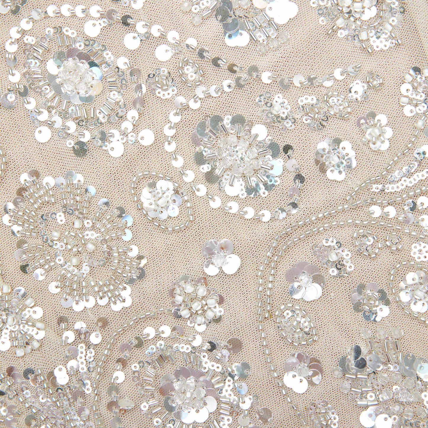 Krem Çiçekli Pullu Uzun Elbise