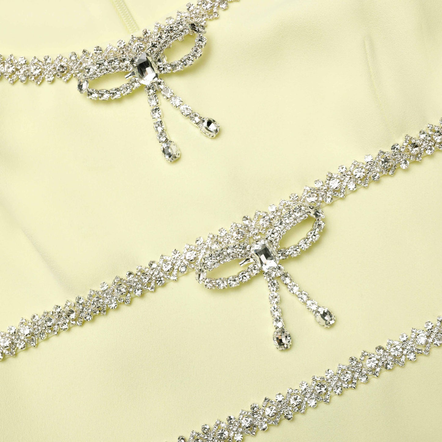 Sarı Krep Kristal Süslemeli Mini Elbise