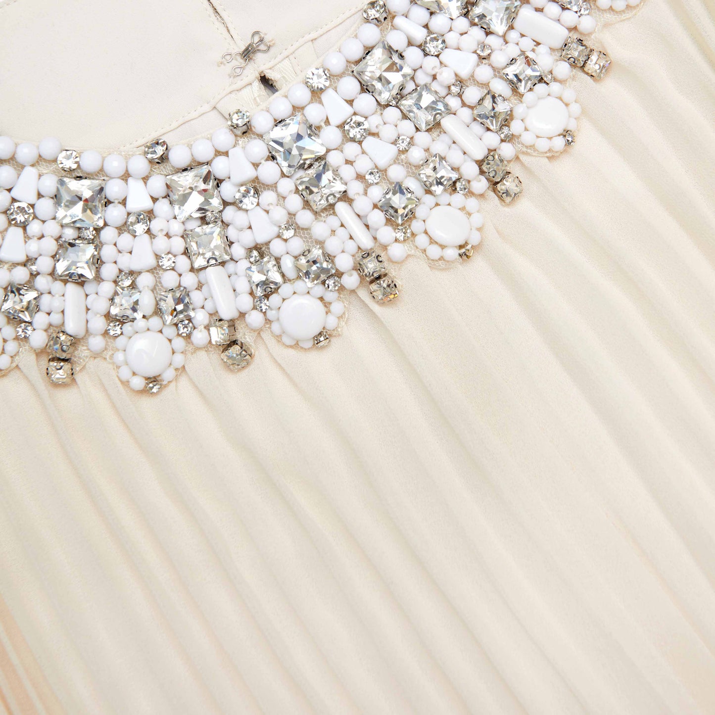 Krem Şifon Tüylü Midi Elbise