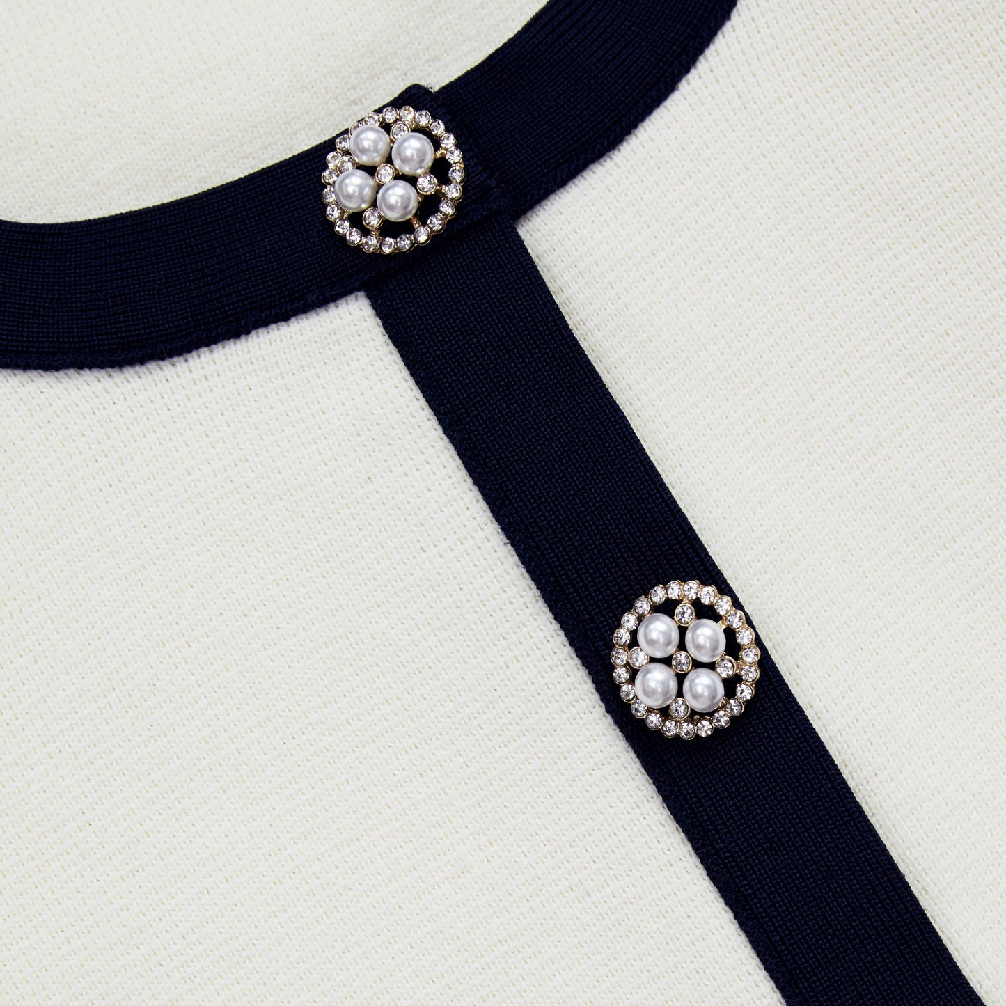 Krem Örgü Fiyonklu Hırka