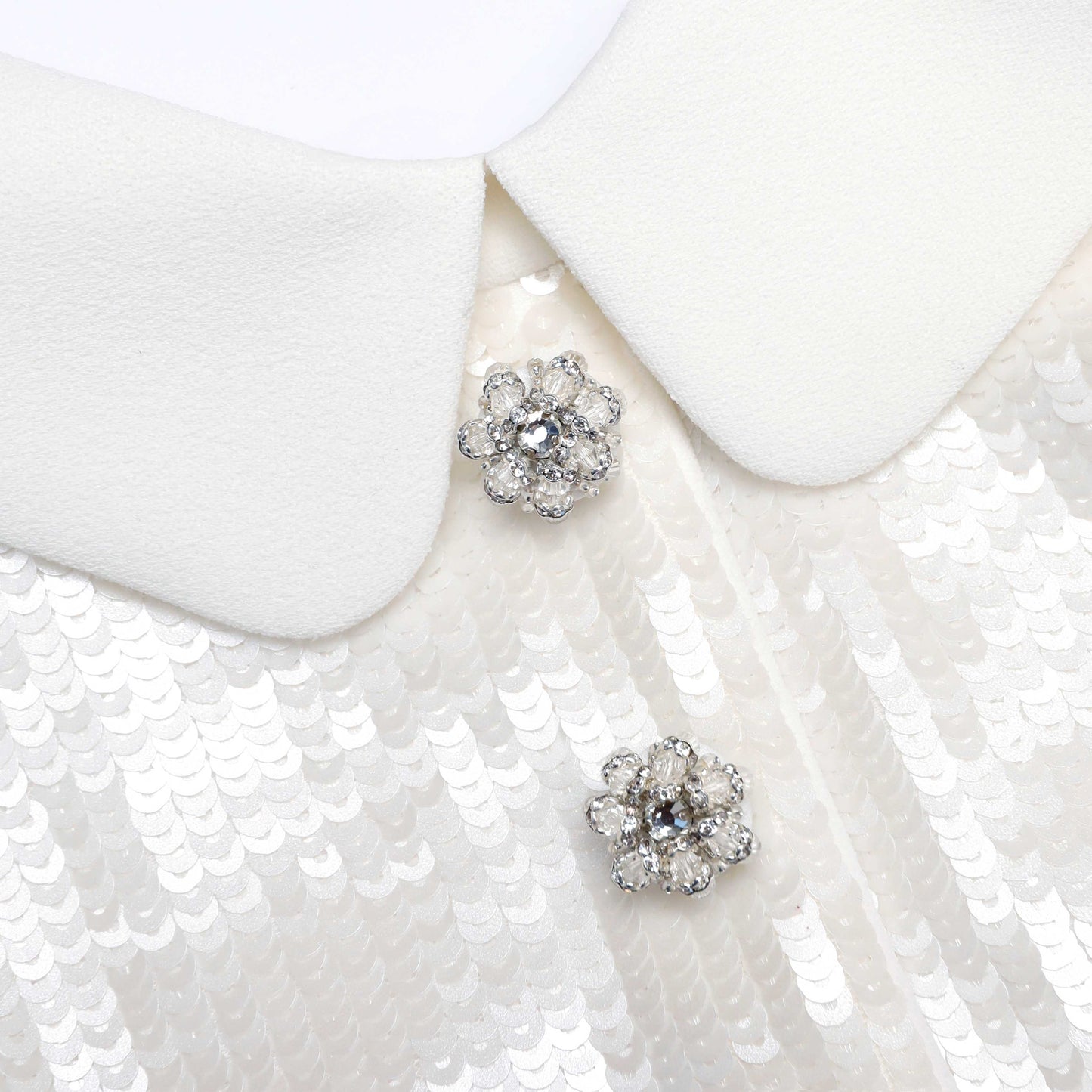 Beyaz Pullu Özel Dikim Üst