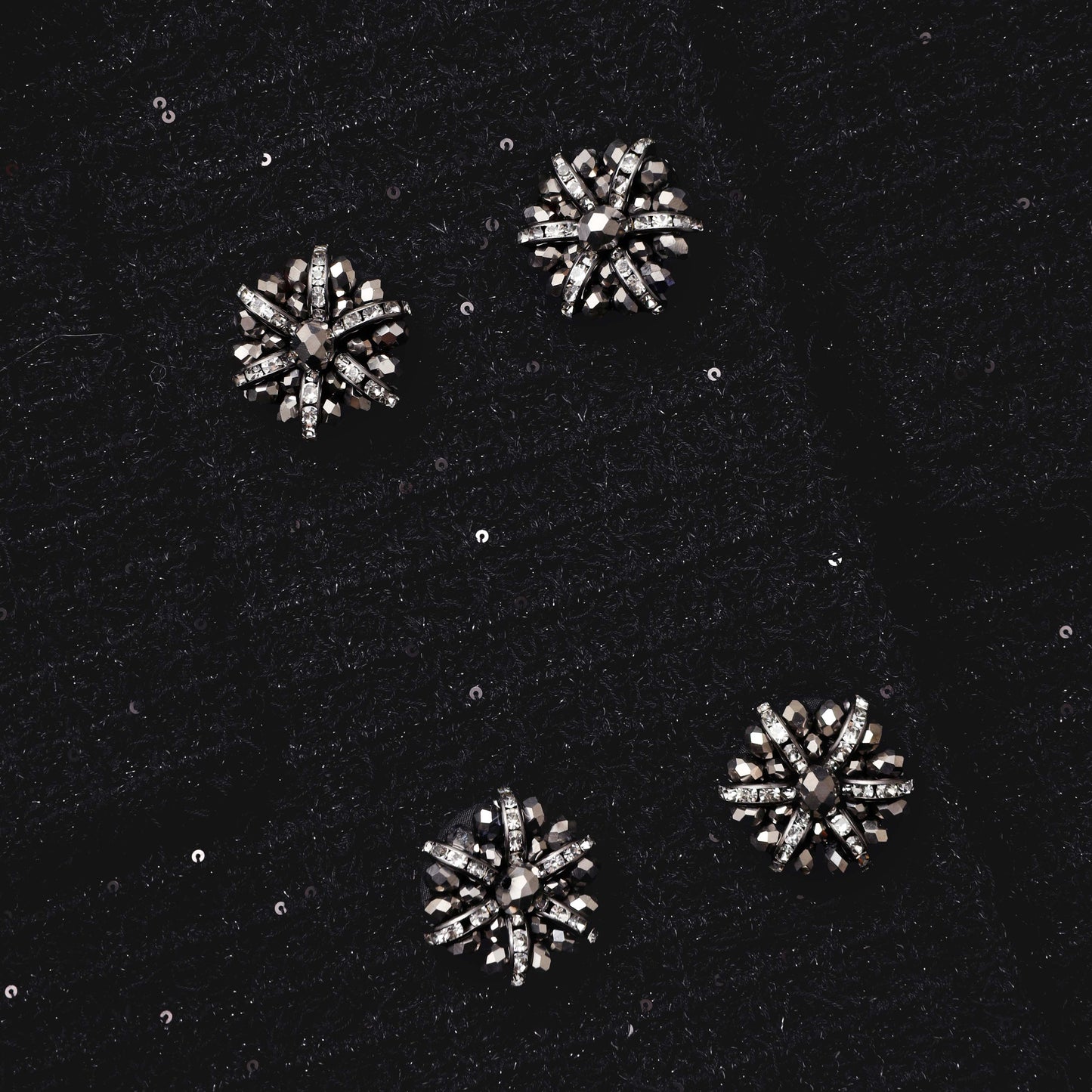 Siyah Dokulu Örme Peplum Ceket