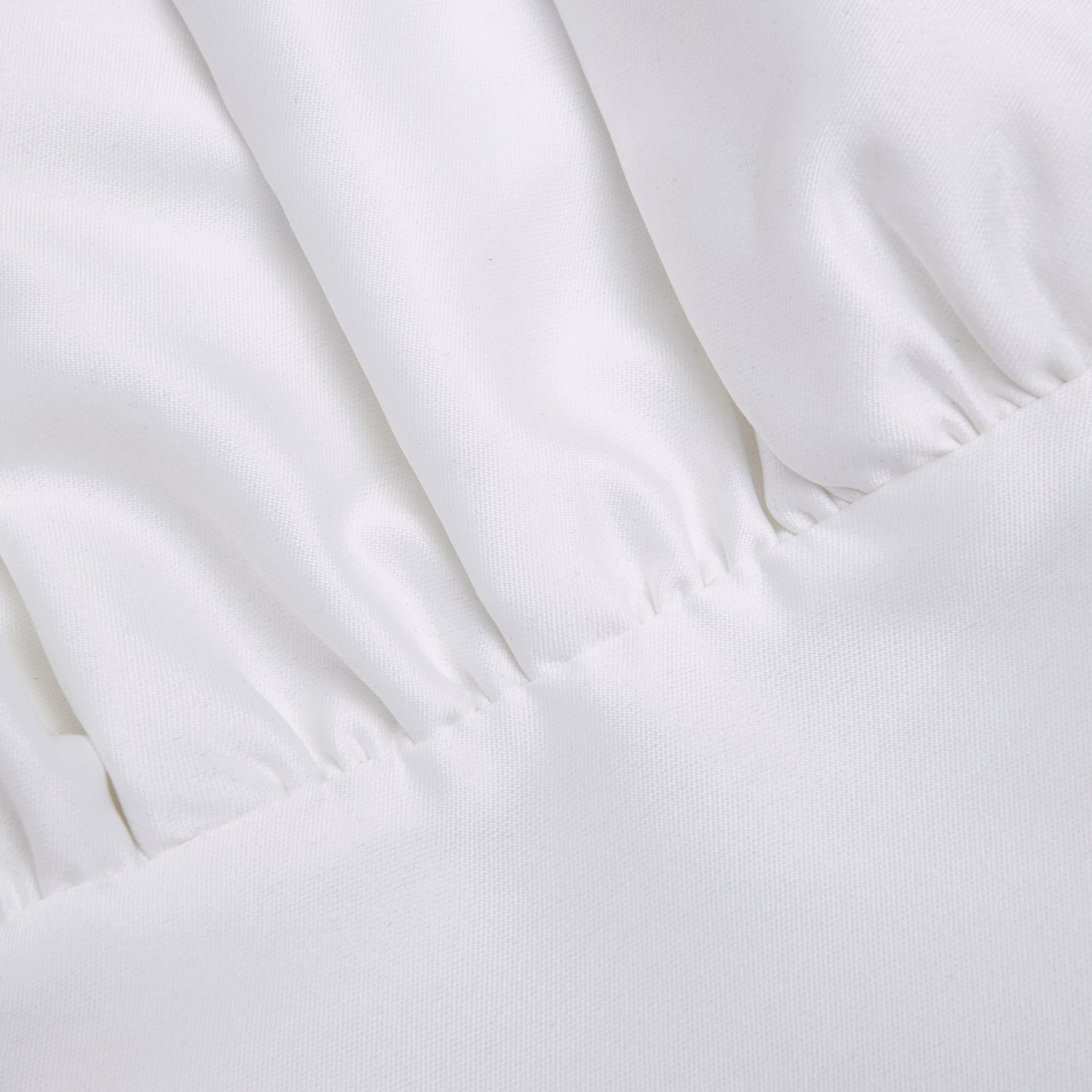 Beyaz Tafta Uzun Elbise