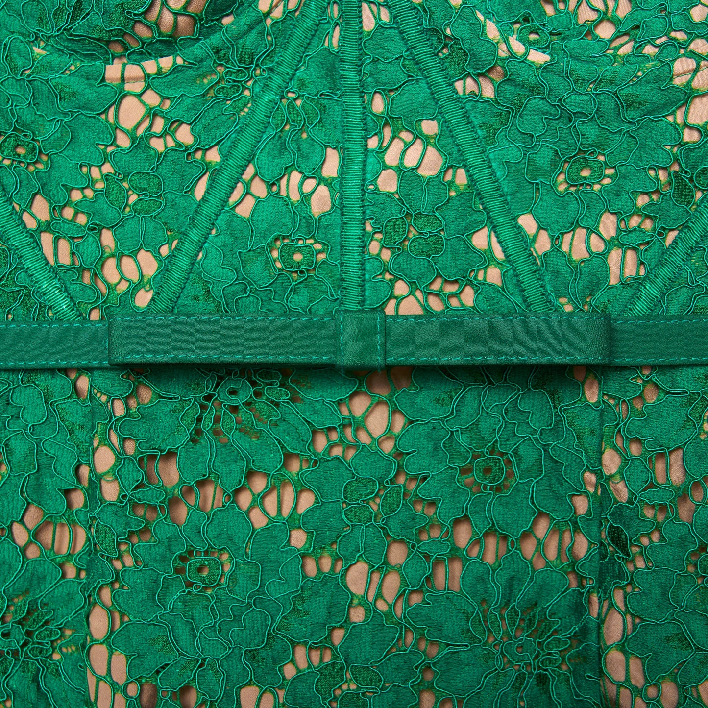 Yeşil İnce Dantel Midi Elbise