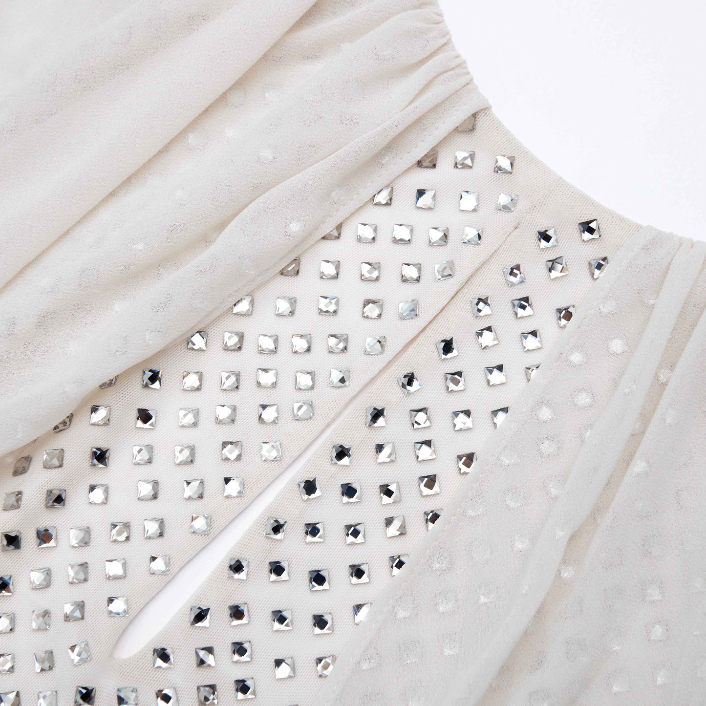 Krem Taşlı Pelerinli Uzun Elbise