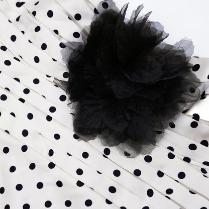 Krem Puantiyeli Saten Uzun Elbise