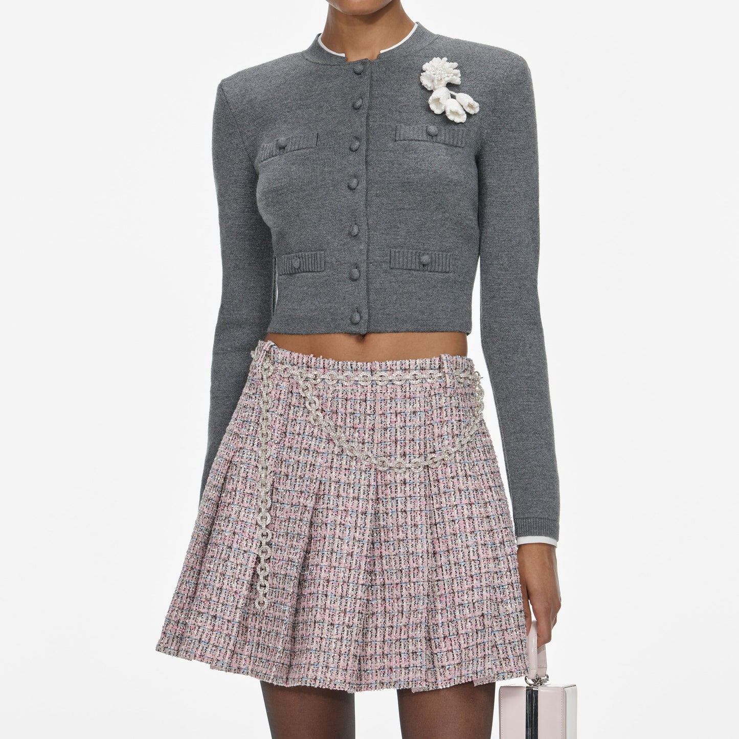 Gri Tığ İşi Çiçekli Hırka