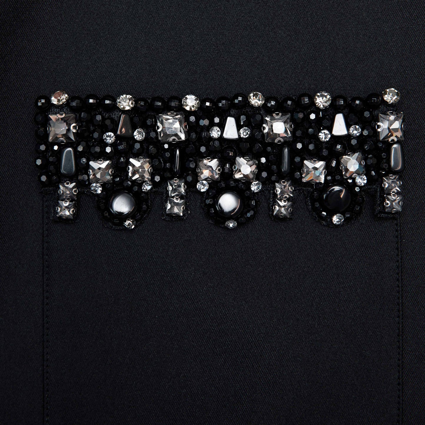 Siyah Tafta Süslemeli Mini Elbise