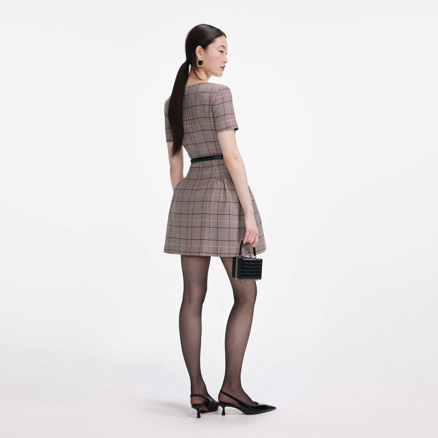 Kahverengi Kareli Kısa Kollu Mini Elbise