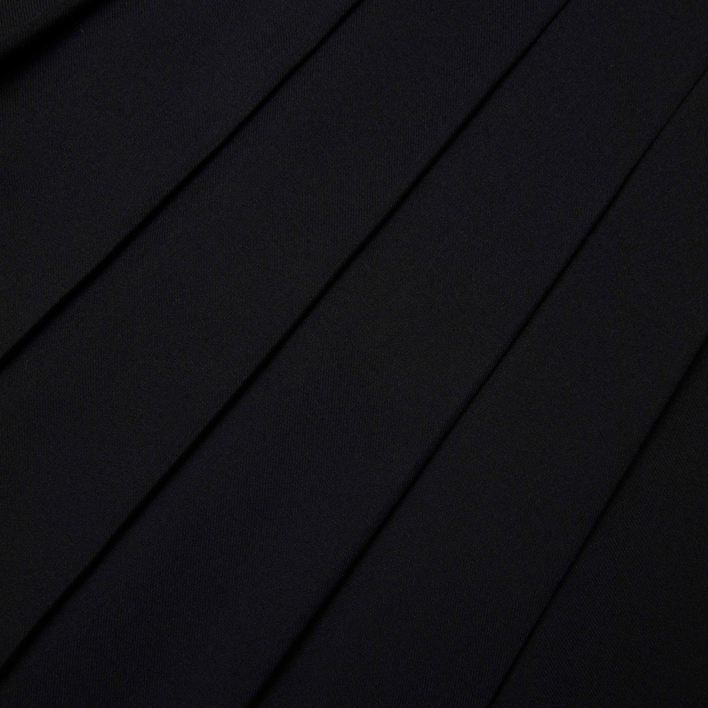 Siyah Pileli Twill Midi Etek