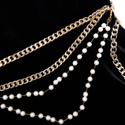 Siyah Kadife Zincir Kemerli Uzun Elbise