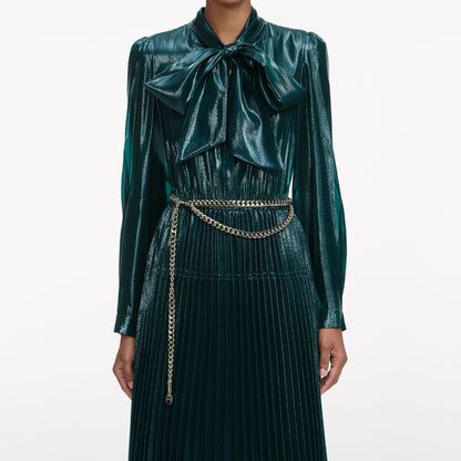 Yeşil Metalik Bağcıklı Uzun Elbise