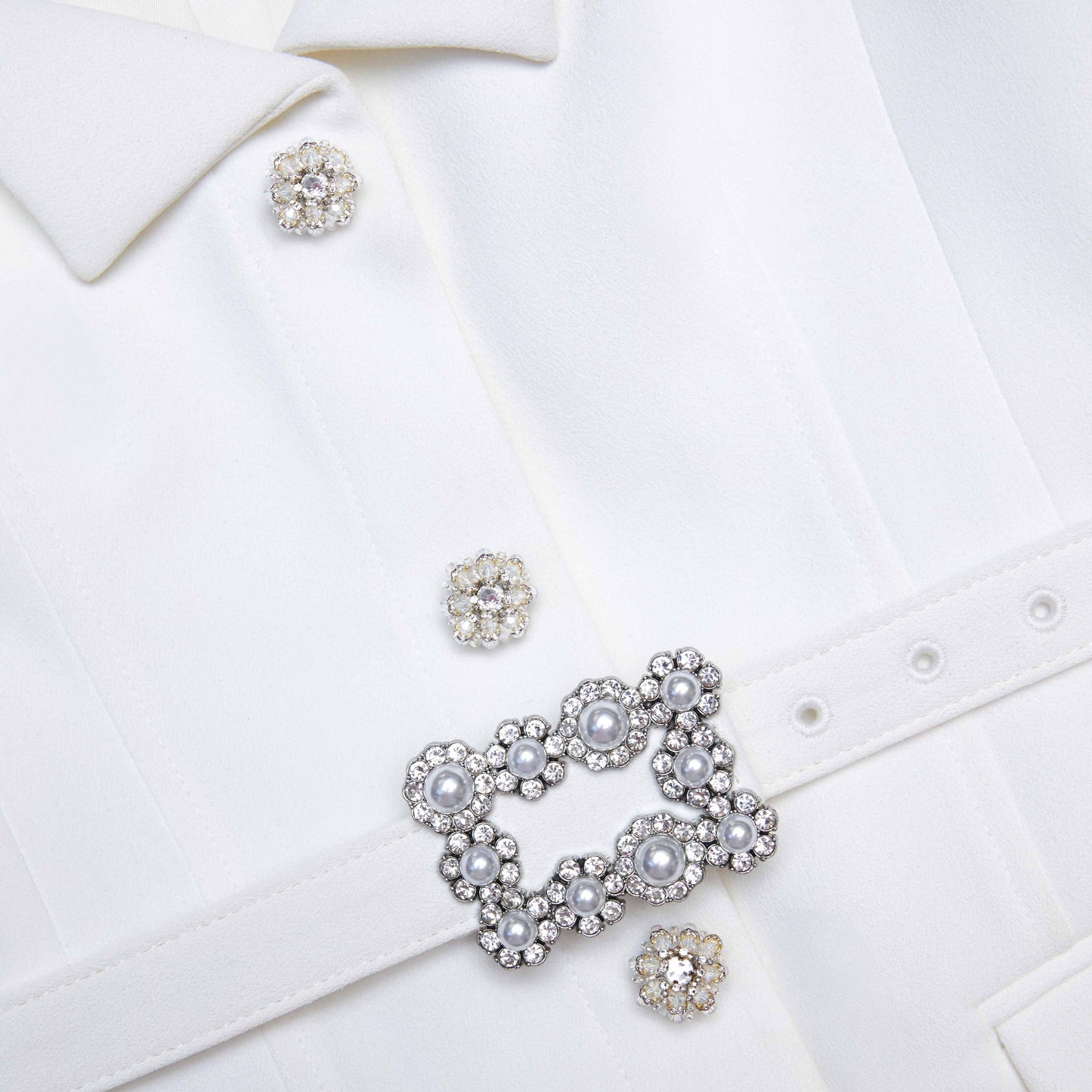 Beyaz Krep Şifon Midi Elbise