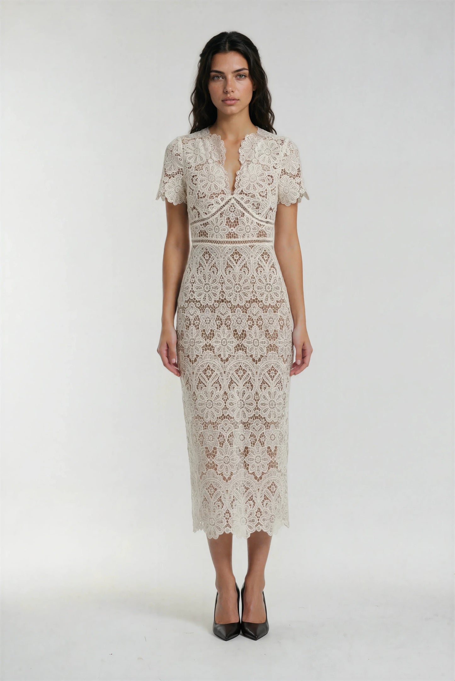 Krem Ortadan Fermuarlı Dantel Elbise