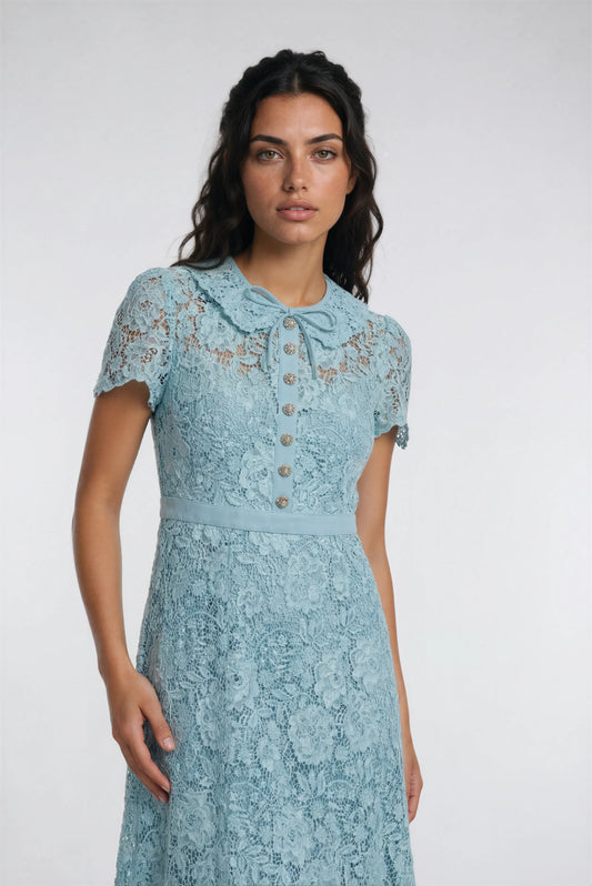 Özel Dantel Detaylı Açık Mavi Elbise