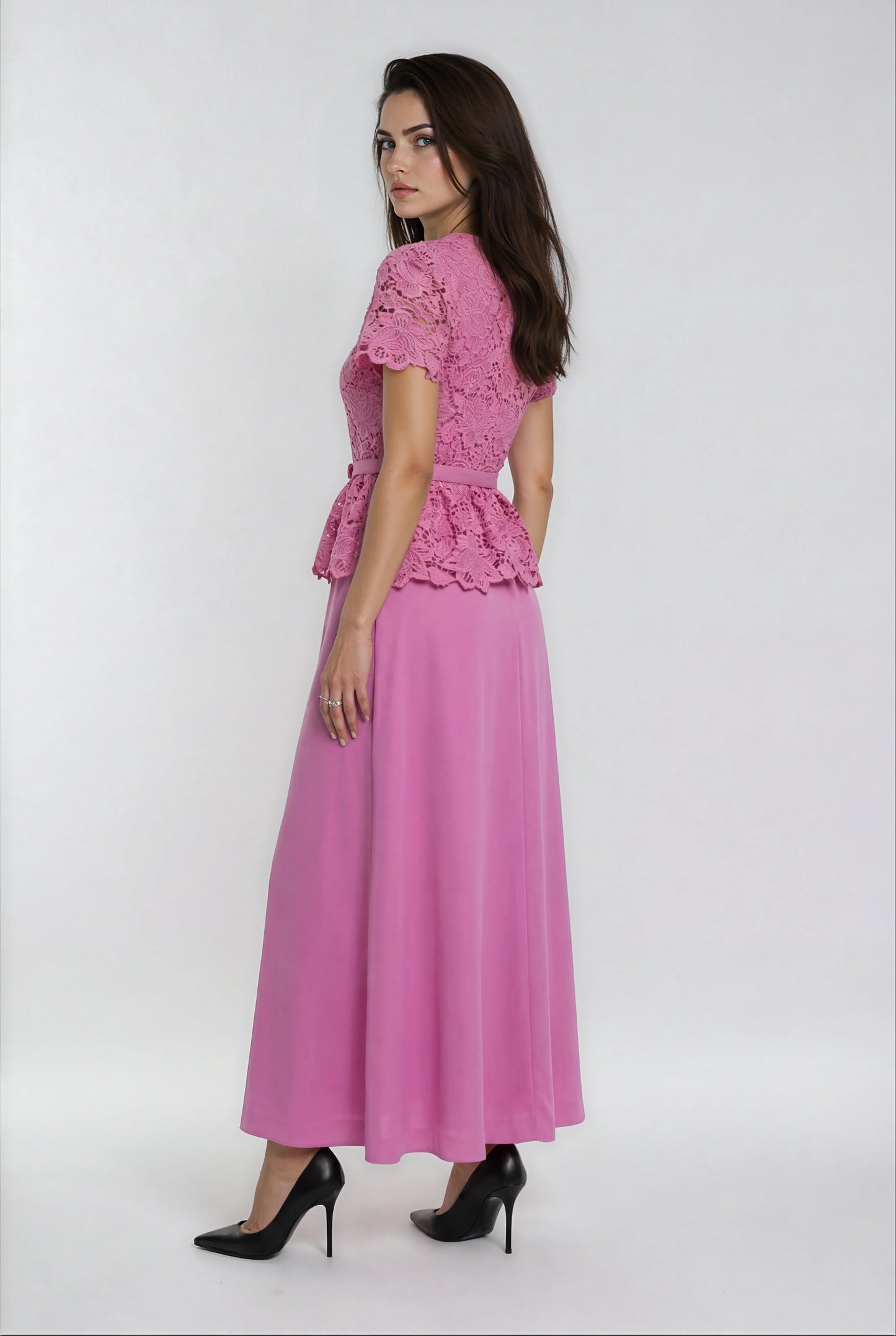 Dantel Süslemeli Uzun Elbise