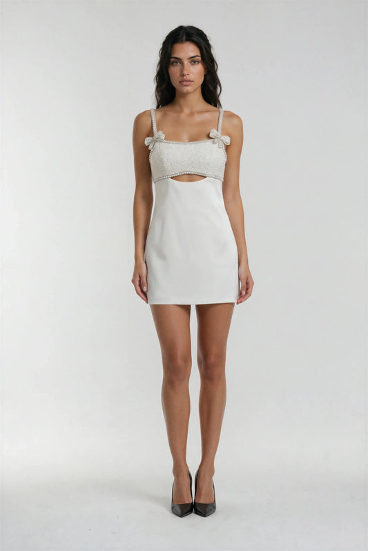 Beyaz Mini Elbise
