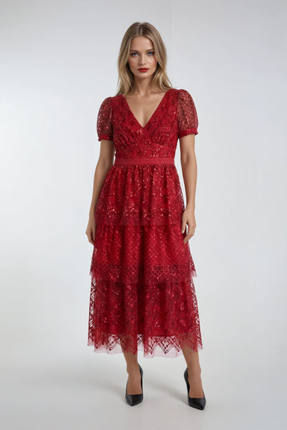 İşlemeli Altın Kırmızı Elbise