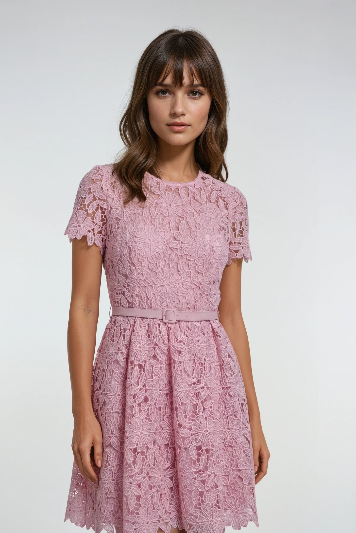 Dantel Süslemeli Pembe Mini Elbise