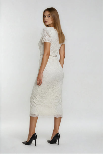 Dantel Kenarlı Uzun Elbise