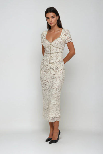 Dantel Detaylı Uzun Elbise