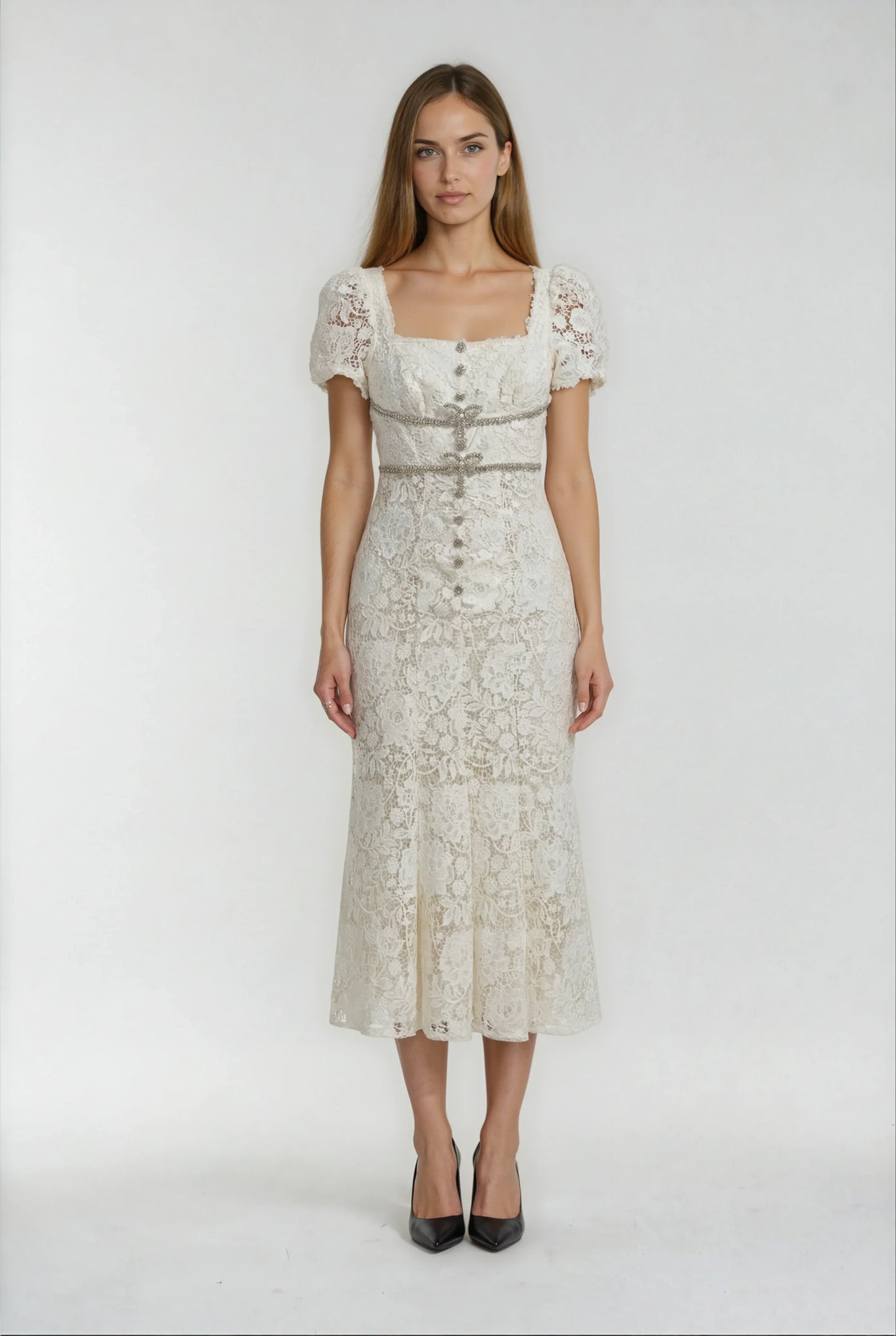 Dantel Süslemeli Uzun Elbise