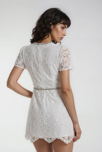 Dantel Süslemeli Beyaz Mini Elbise
