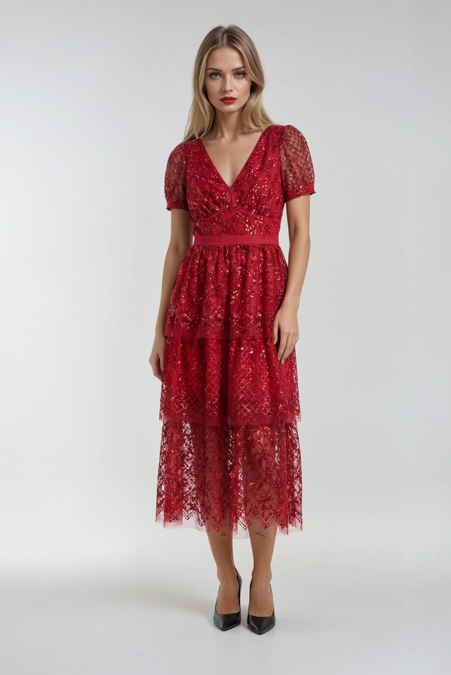 İşlemeli Altın Kırmızı Elbise