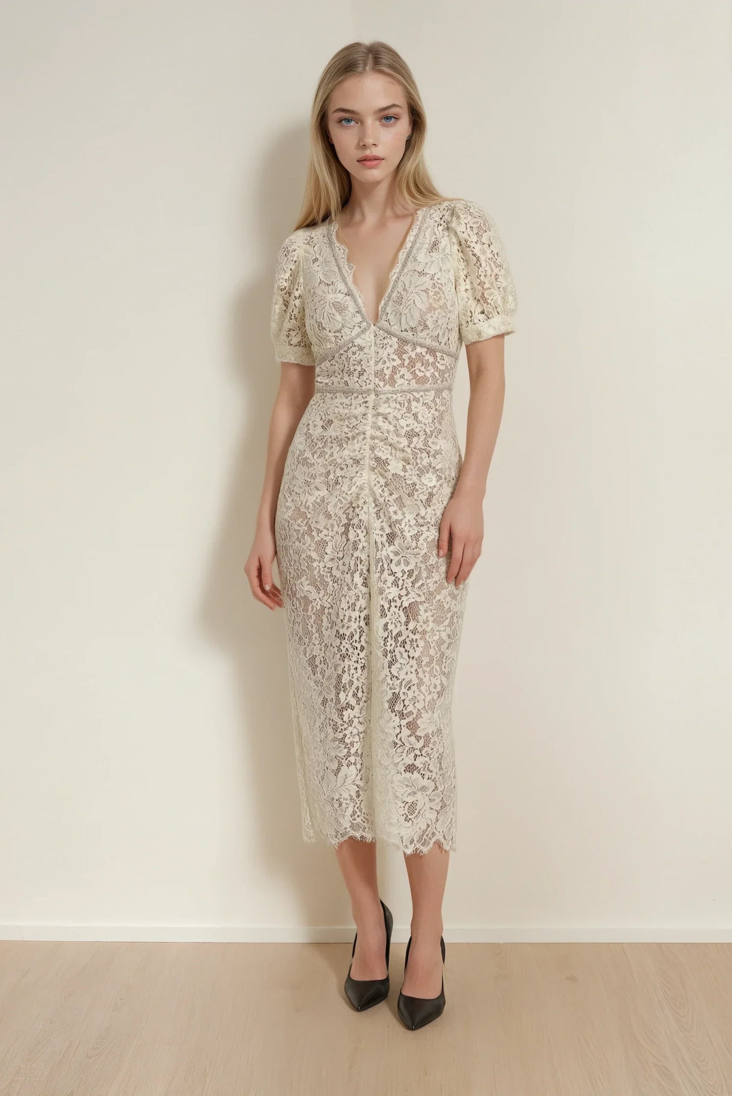 Fildişi Dantel Elbise