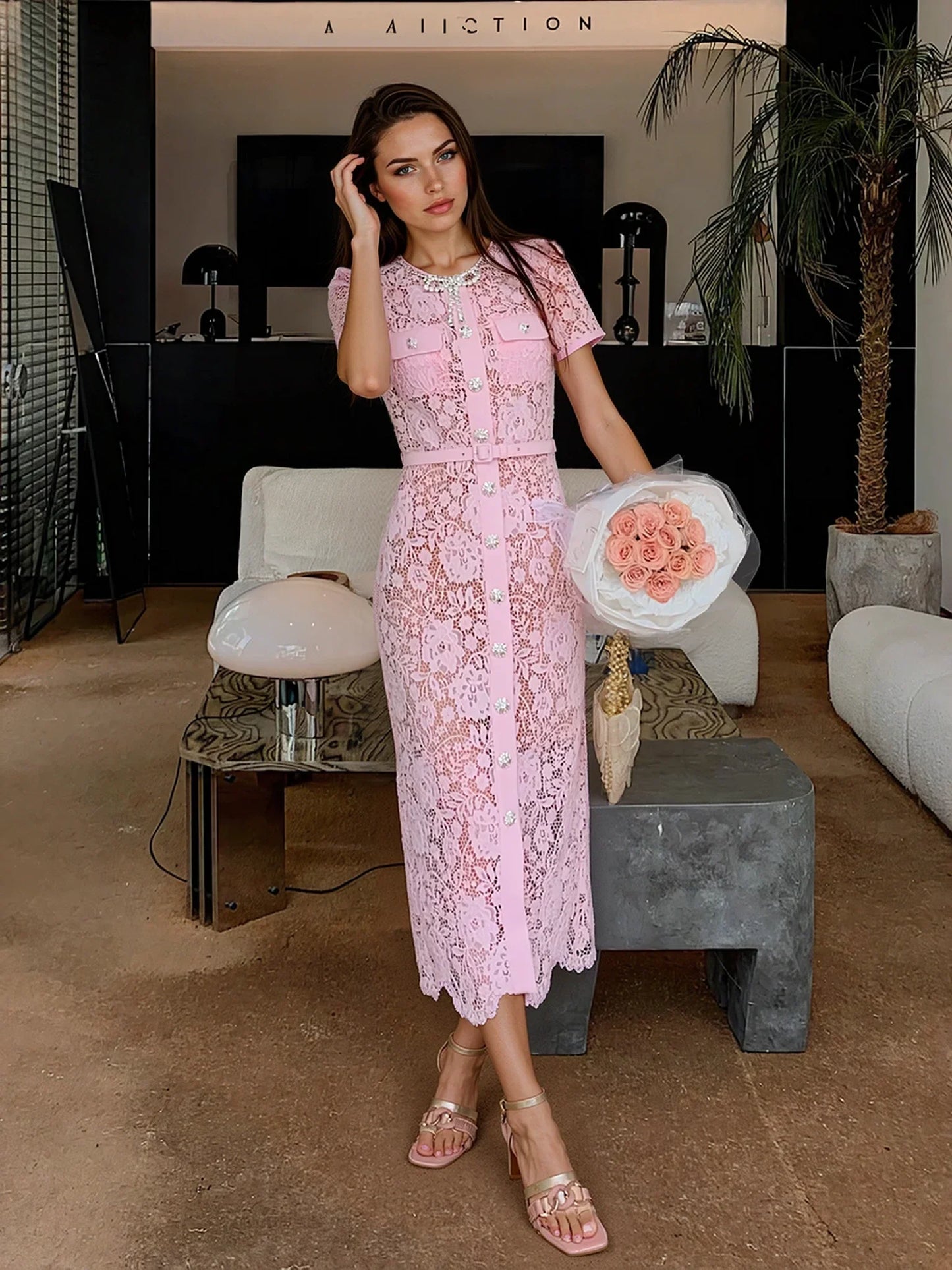 Lotus Pembesi Dantelli Elbise