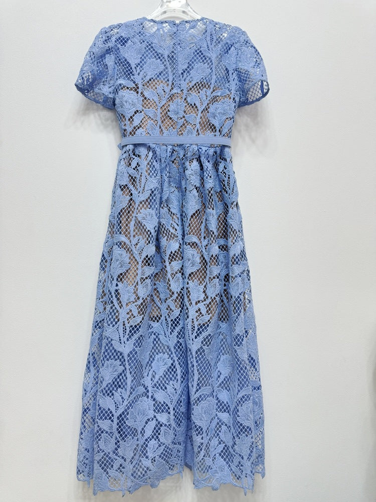 Dantel Süslemeli Mavi Uzun Elbise