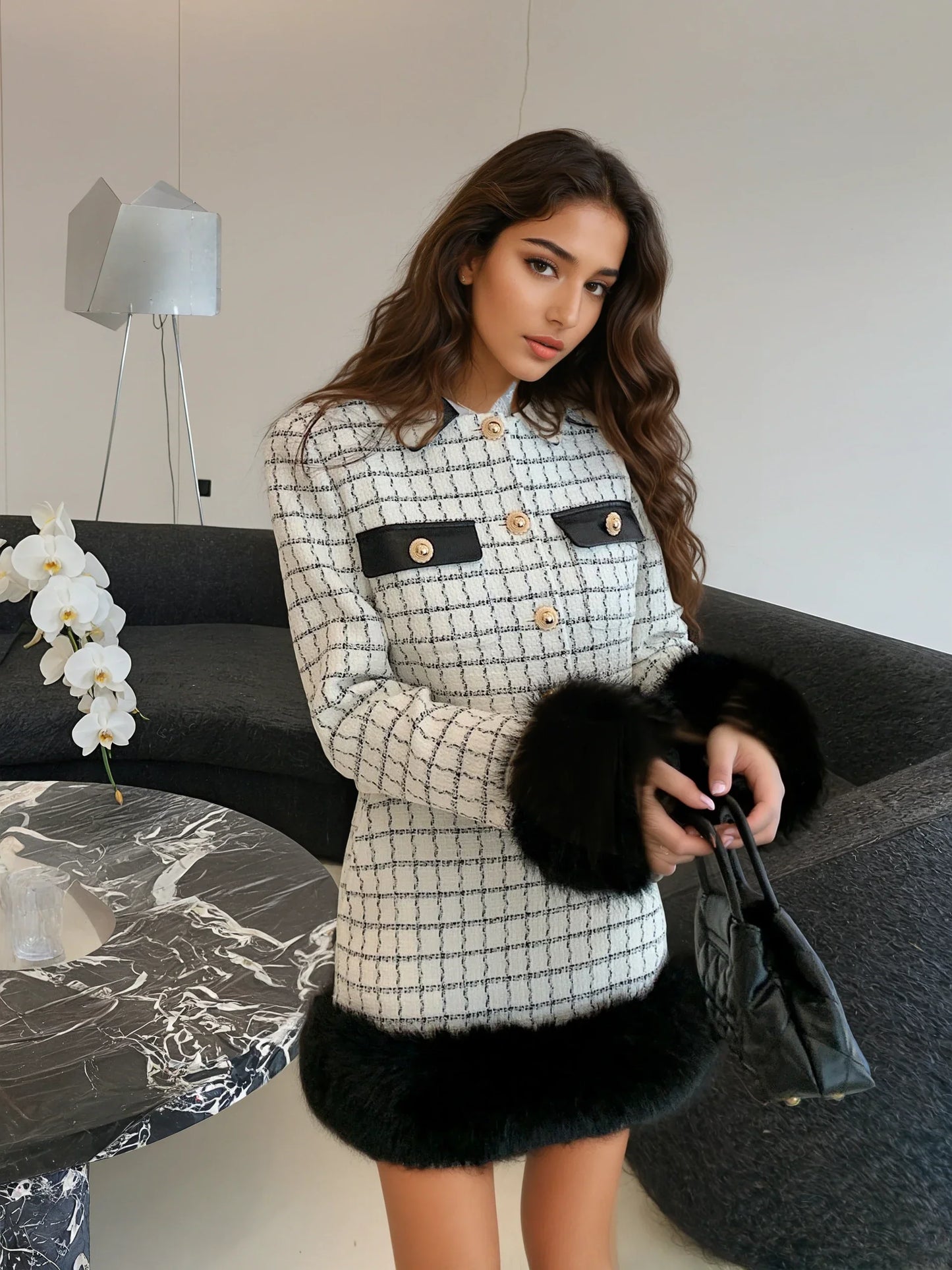 Beyaz Kareli Kürklü Ceket