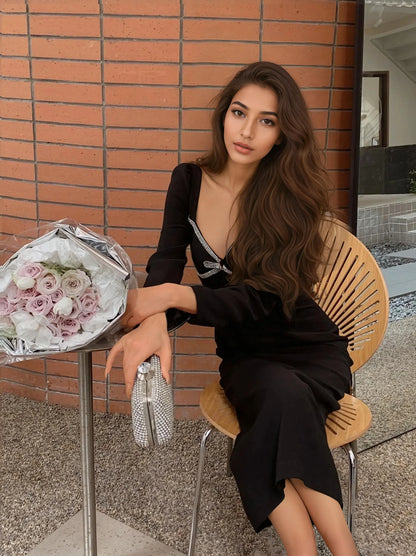 Elmas Fiyonklu Yüksek Bel Dar Kesim Elbise