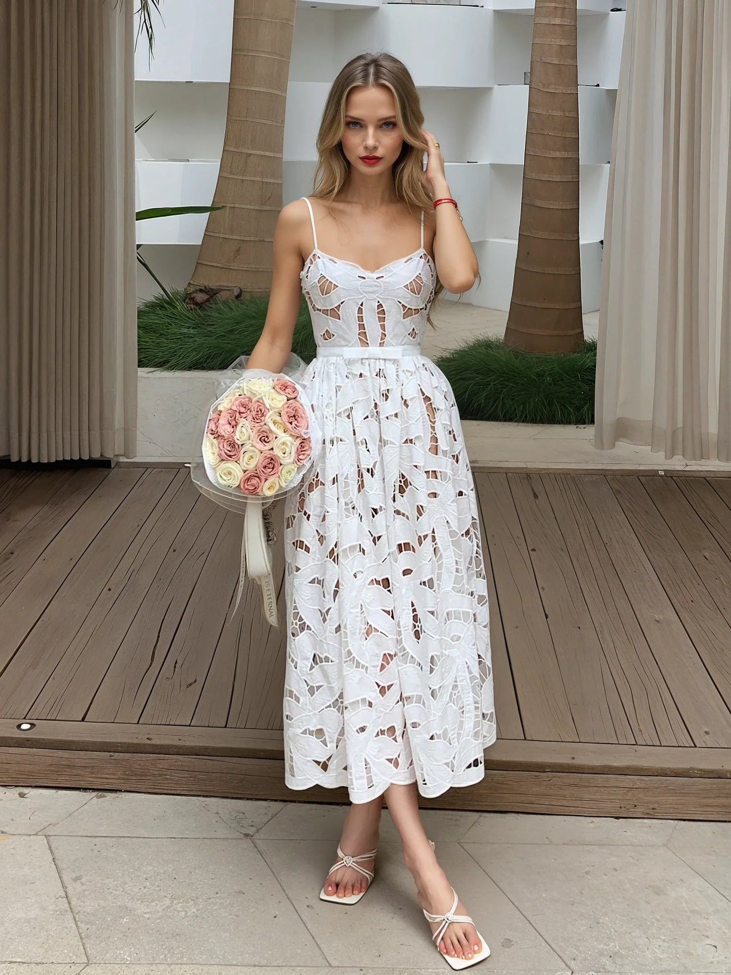 Kırmızı & Beyaz Askılı Elbise