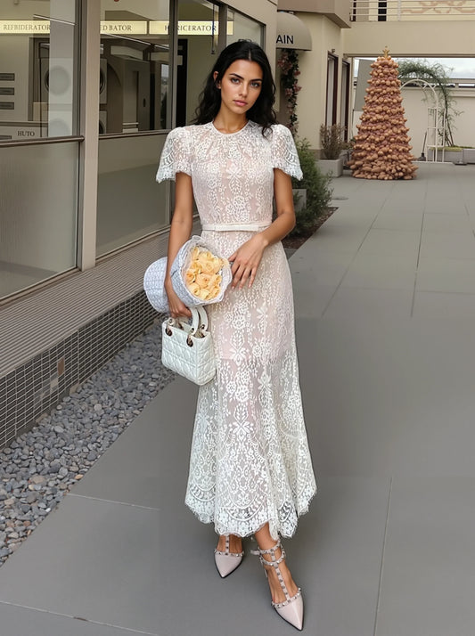 Bej Kirpik Dantel Elbise