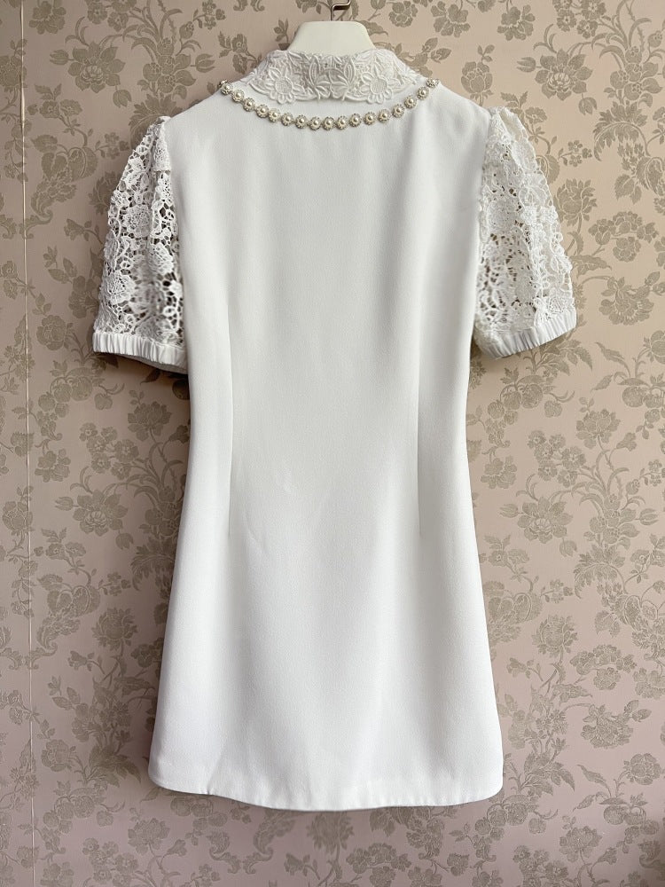 Dantel İşlemeli Krem Rengi Mini Elbise