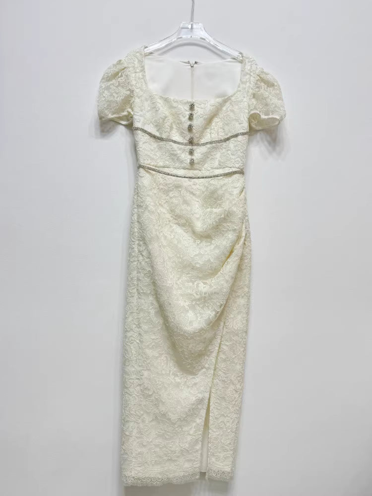 Dantel Kenarlı Uzun Elbise