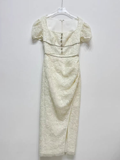 Dantel Kenarlı Uzun Elbise