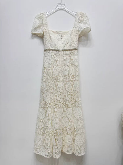 Dantel Süslemeli Uzun Elbise