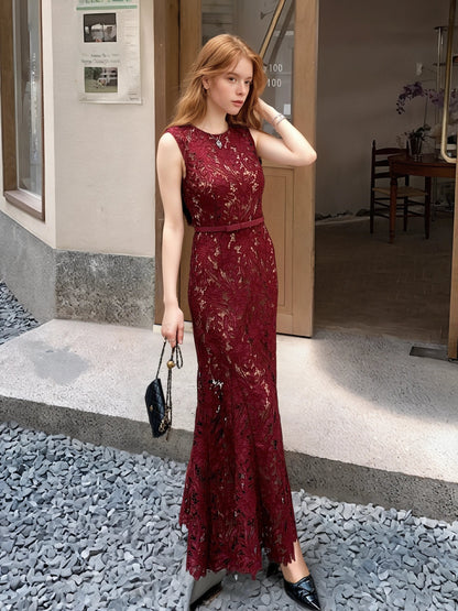 Şarap Kırmızısı Lazer Nakışlı Elbise
