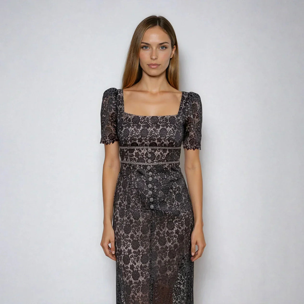 Bej & Siyah Dantel Elbise