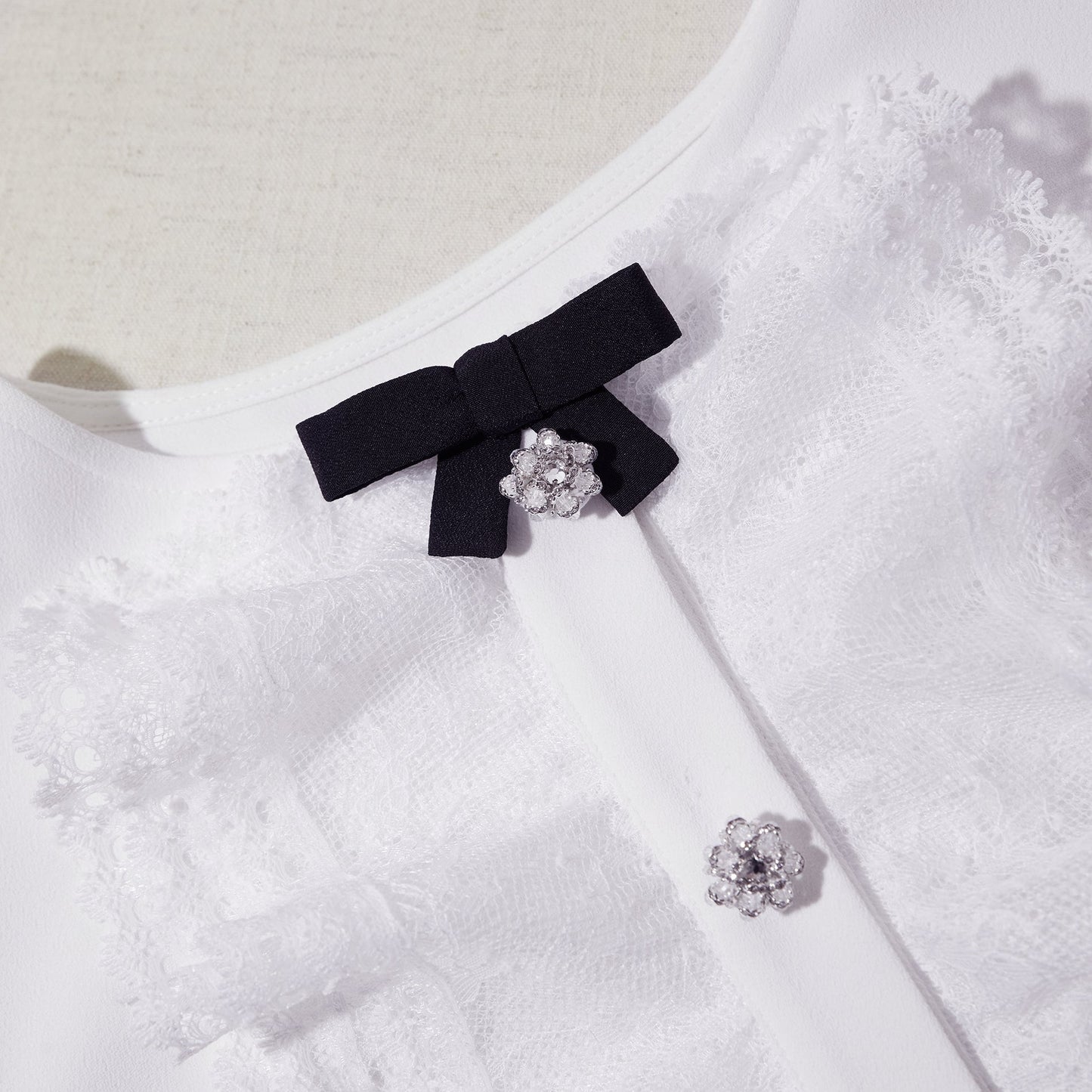 Beyaz Dantelli Salopet