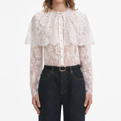 Beyaz Dantel Pelerin Üstü