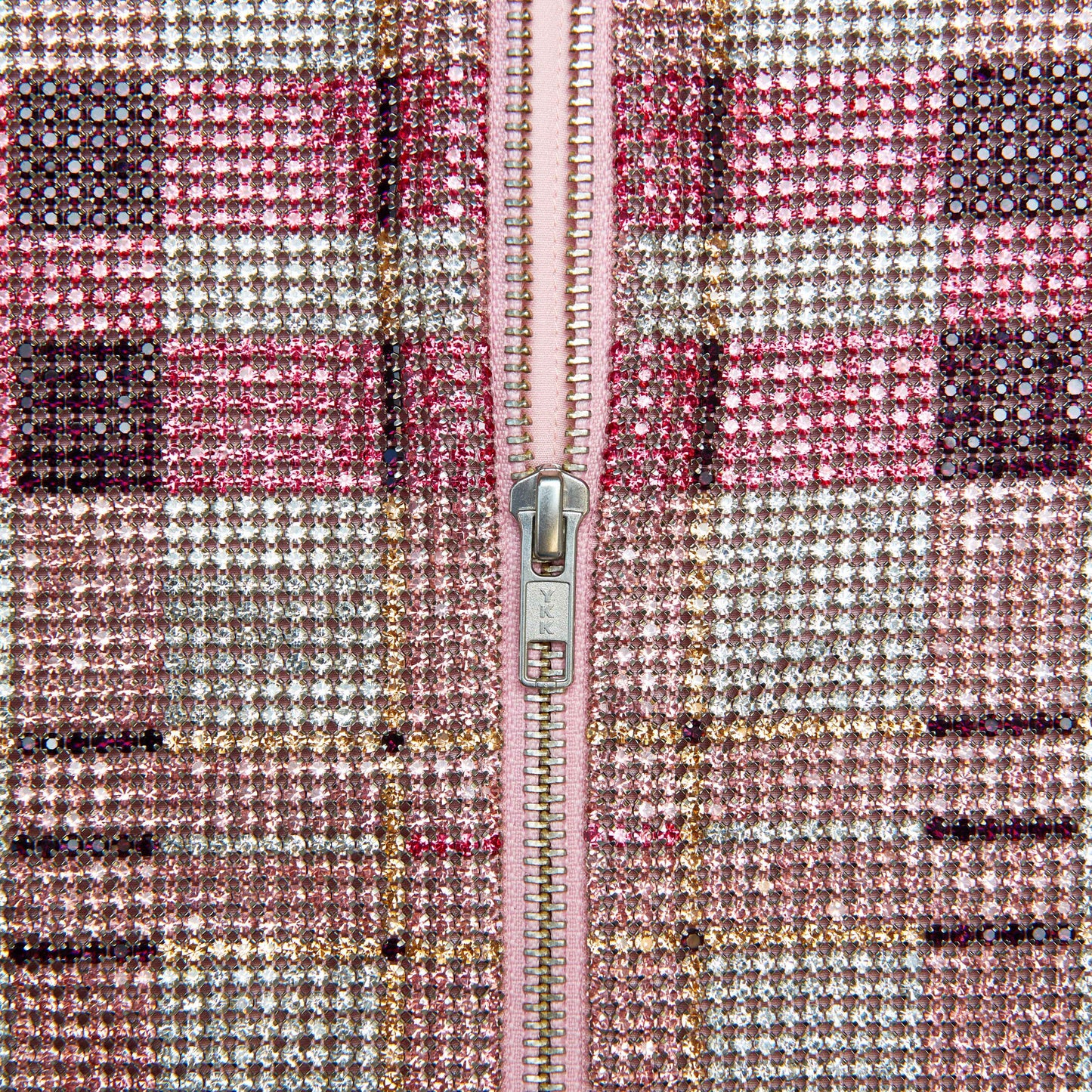 Pembe Kareli Zincir Posta Etek