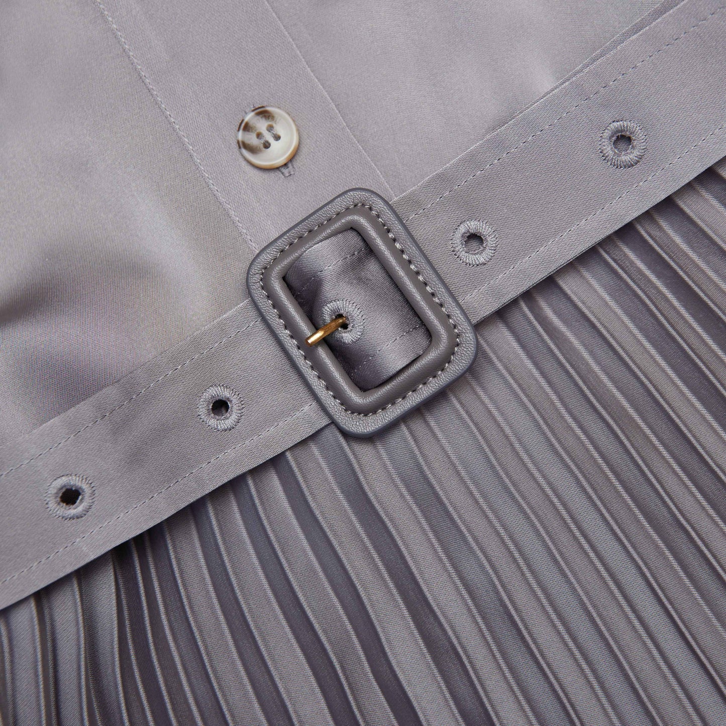 Gri Saten Pileli Uzun Elbise