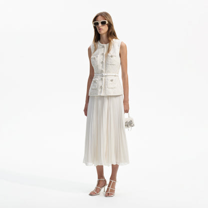 Krem Pullu Bukle Detaylı Midi Elbise