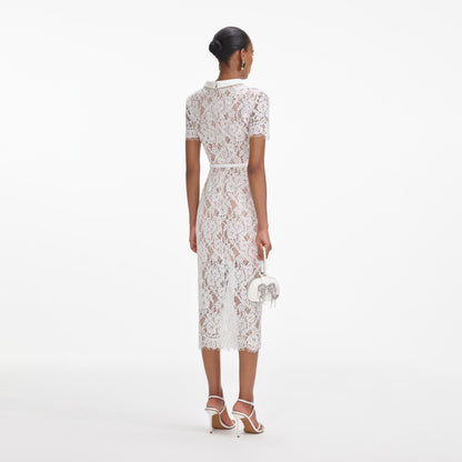 Beyaz Dantel Düğmeli Midi Elbise