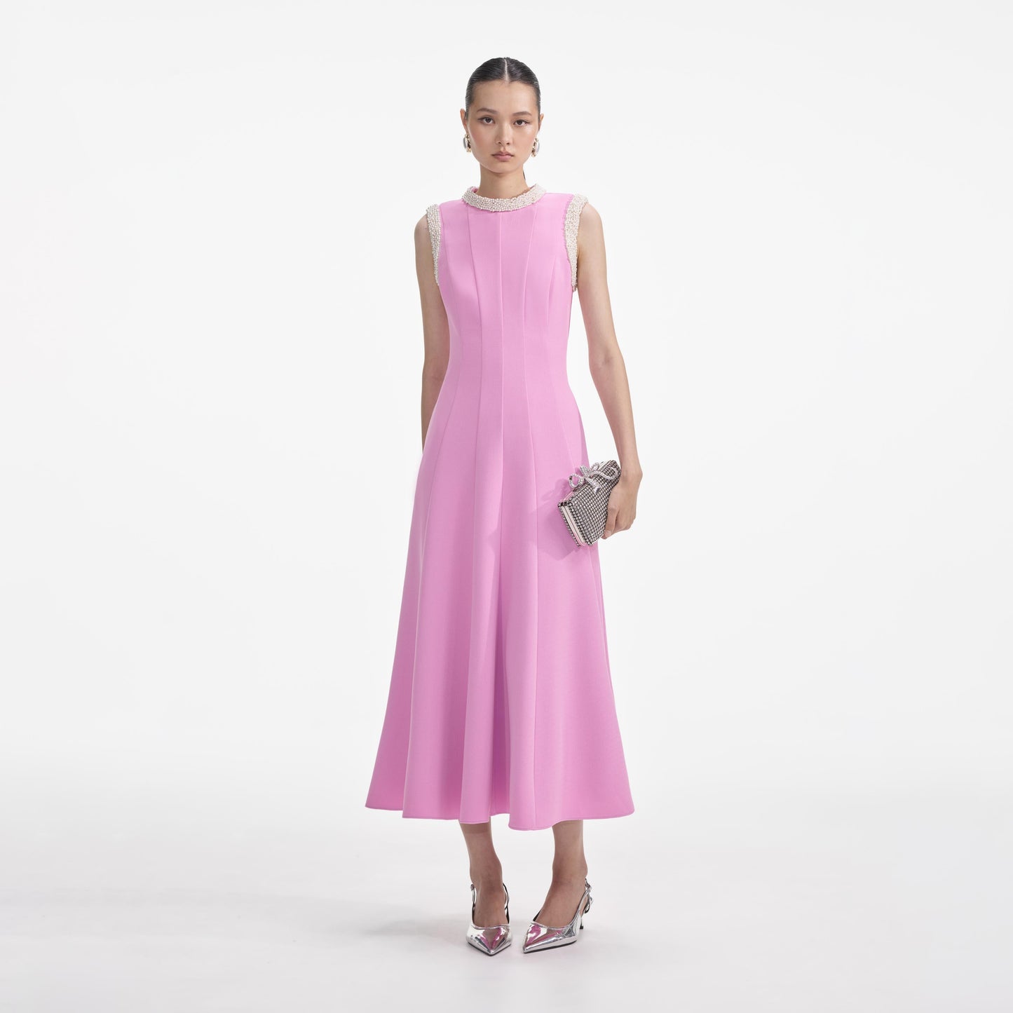 Pembe Krep İnci Kenarlı Midi Elbise