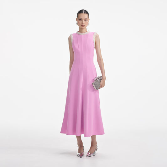 Pembe Krep İnci Kenarlı Midi Elbise