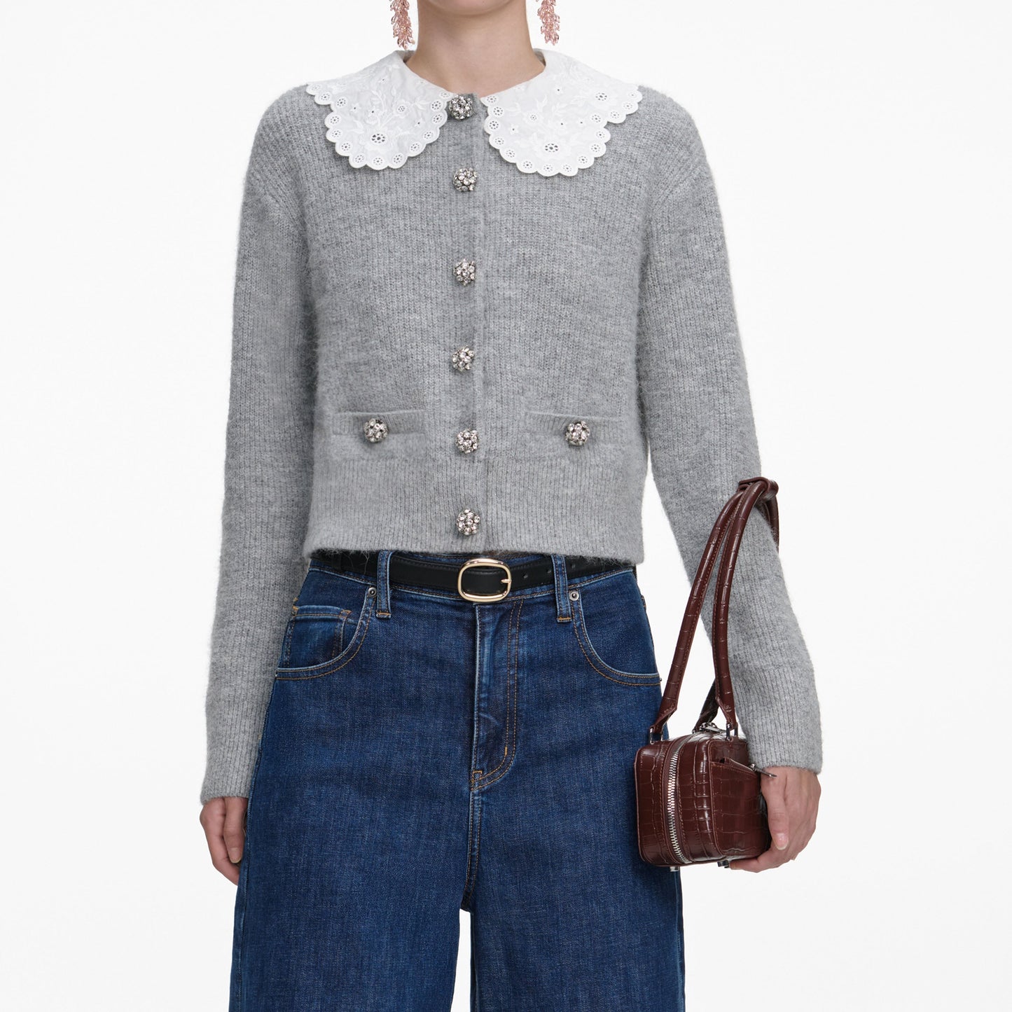 Gri Dantel Yakalı Hırka